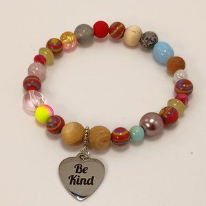 'Be Kind Charm' Assorted Color Mixed Beads Bracelet